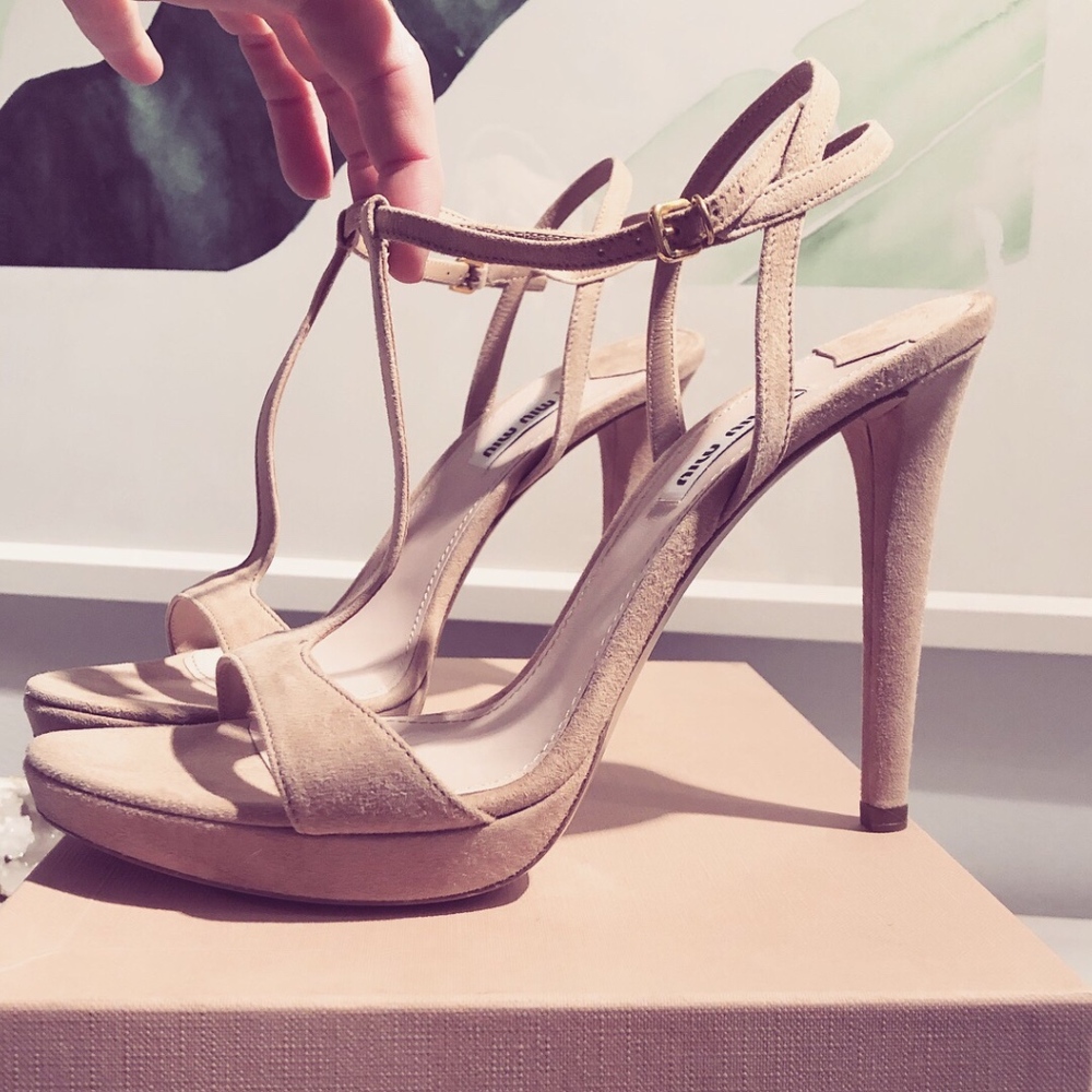 NEW! MIU MIU Blush Pink Nude suede rose Sandals Heels Shoes size 40